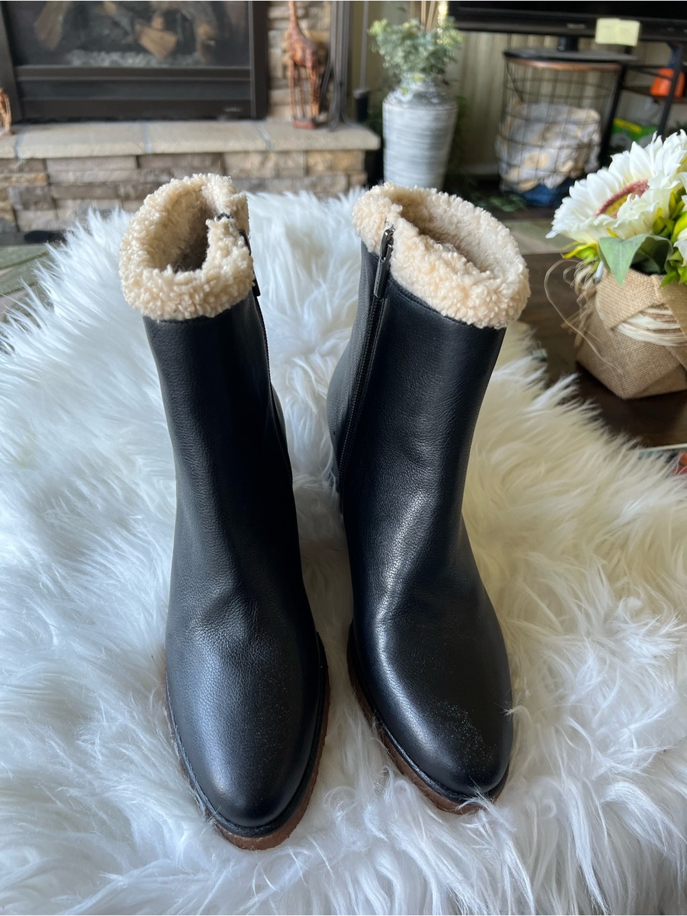 Vince Camuto Black Leather Ankle Boots with Cream Faux-Shearling Collar